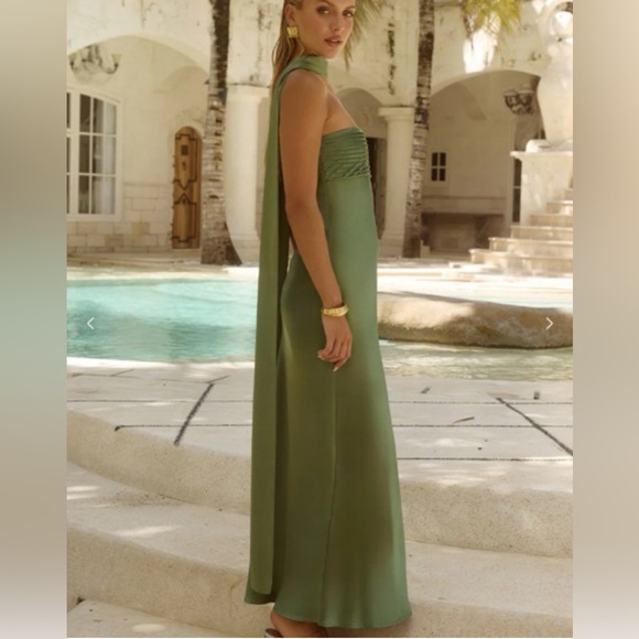 Runaway The Label Dresses & Skirts - Runaway The Label Elsa Dress with Neck Scarf in Olive- Brand New - Size L